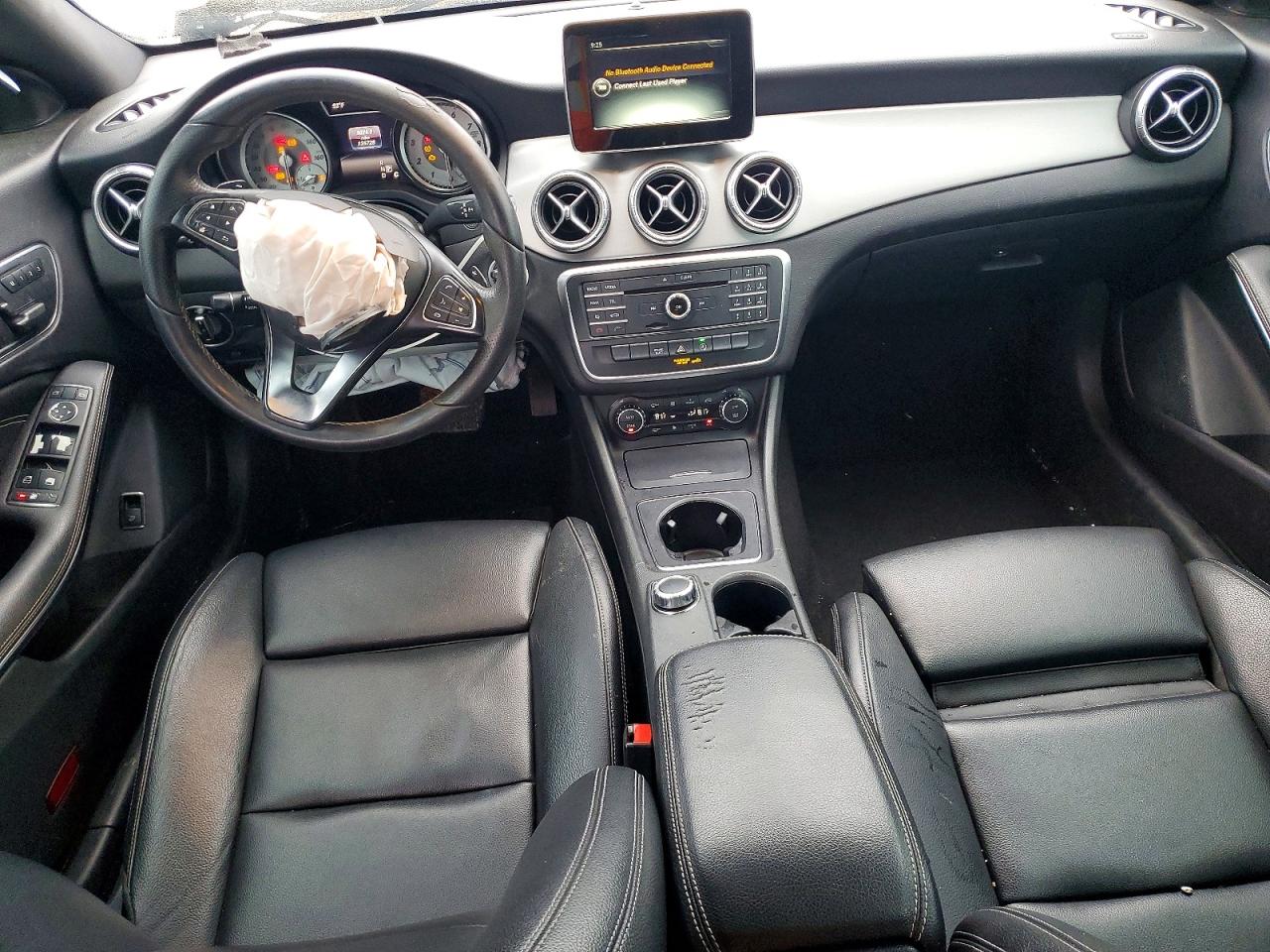 2016 MERCEDES-BENZ CLA 250 photo 22