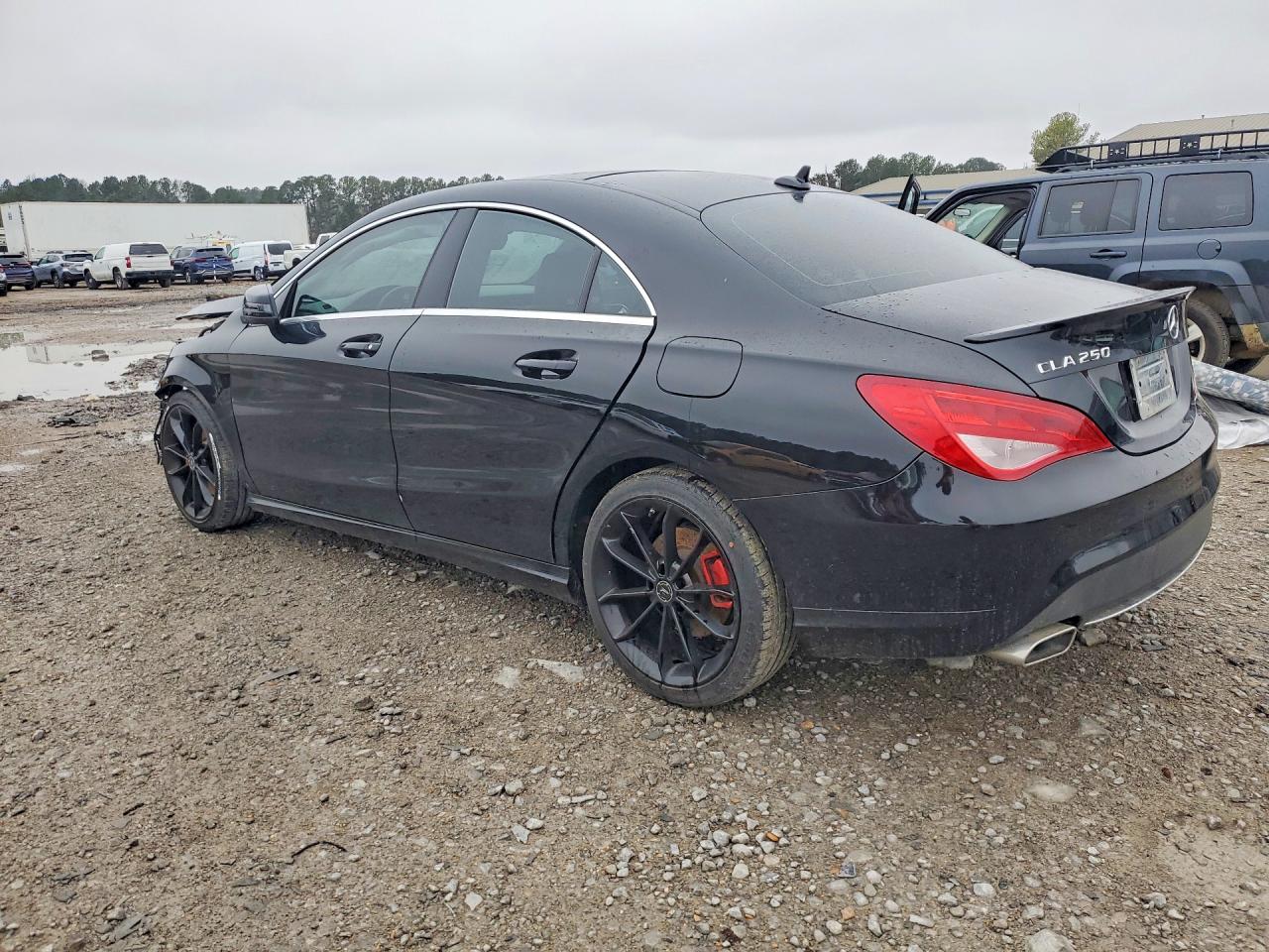2016 MERCEDES-BENZ CLA 250 photo 4