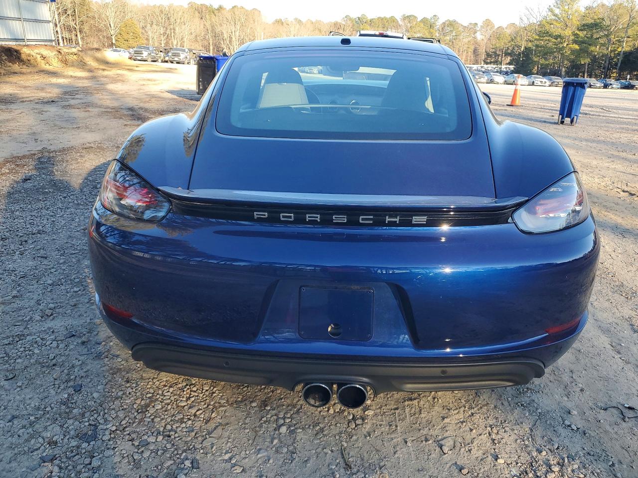 2024 PORSCHE CAYMAN BASE photo 6