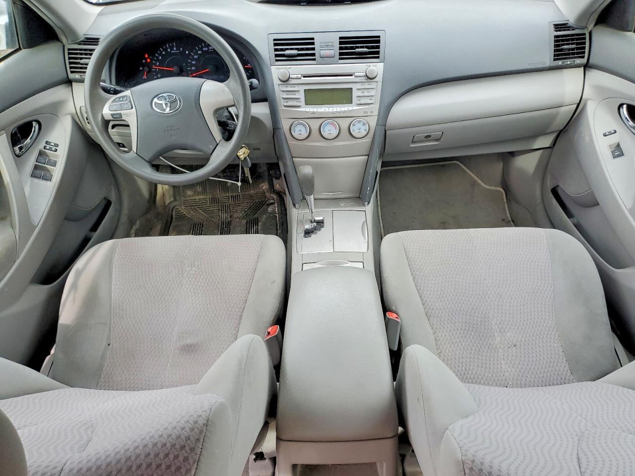 2011 TOYOTA CAMRY BASE photo 15