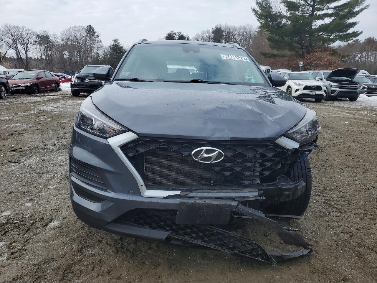2019 HYUNDAI TUCSON VALUE photo 9