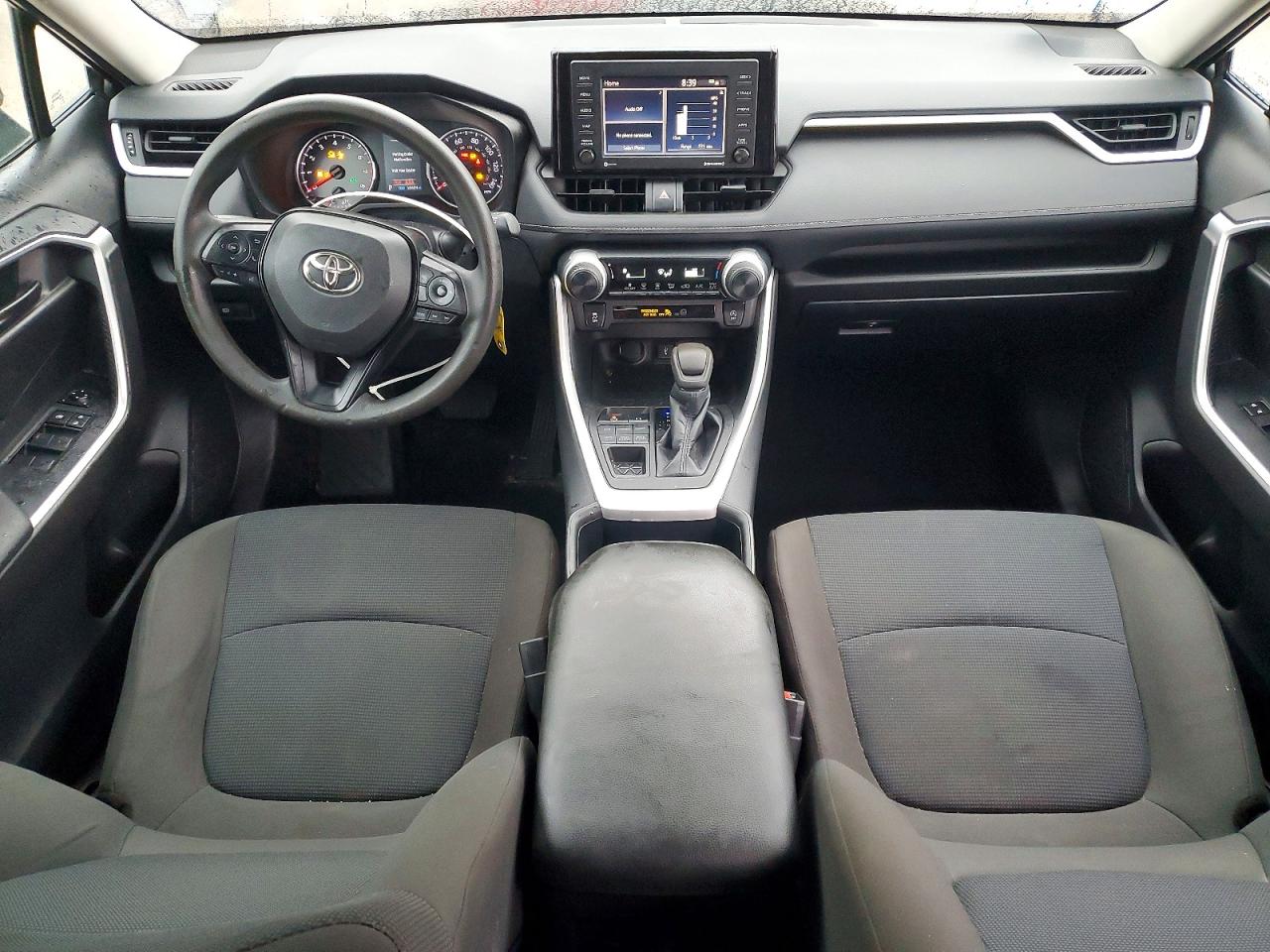 2022 TOYOTA RAV4 LE photo 8