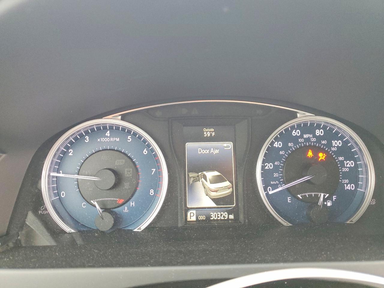 2017 TOYOTA CAMRY LE photo 25
