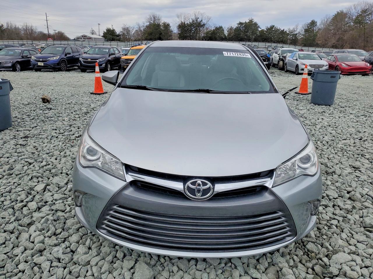 2017 TOYOTA CAMRY LE photo 13