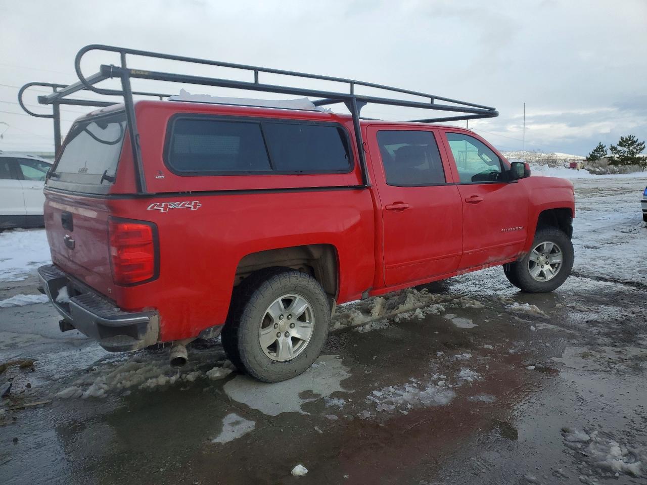 2017 CHEVROLET SILVERADO K1500 LT photo 3