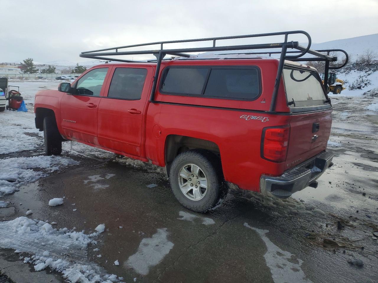2017 CHEVROLET SILVERADO K1500 LT photo 2