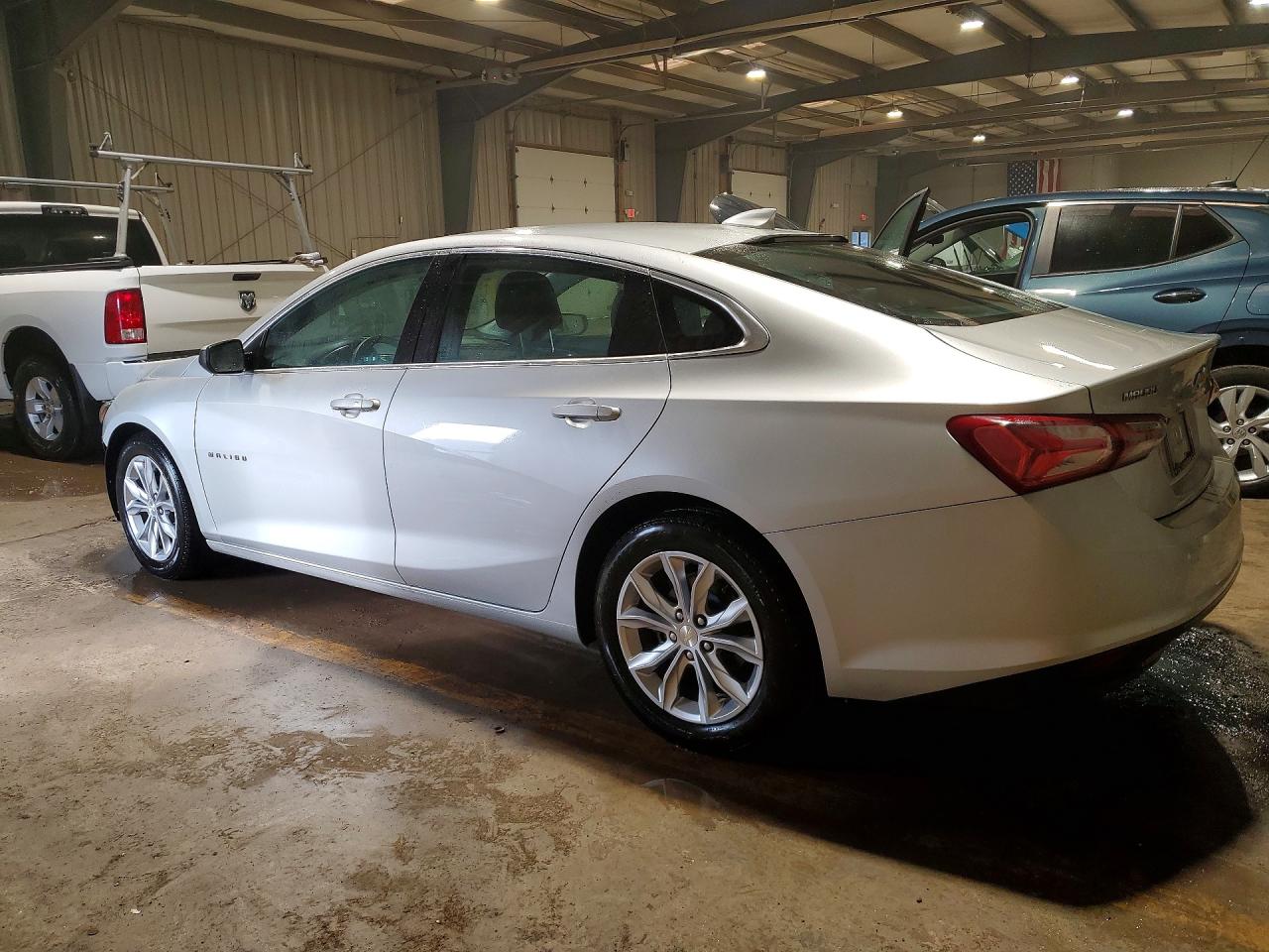 2020 CHEVROLET MALIBU LT photo 2
