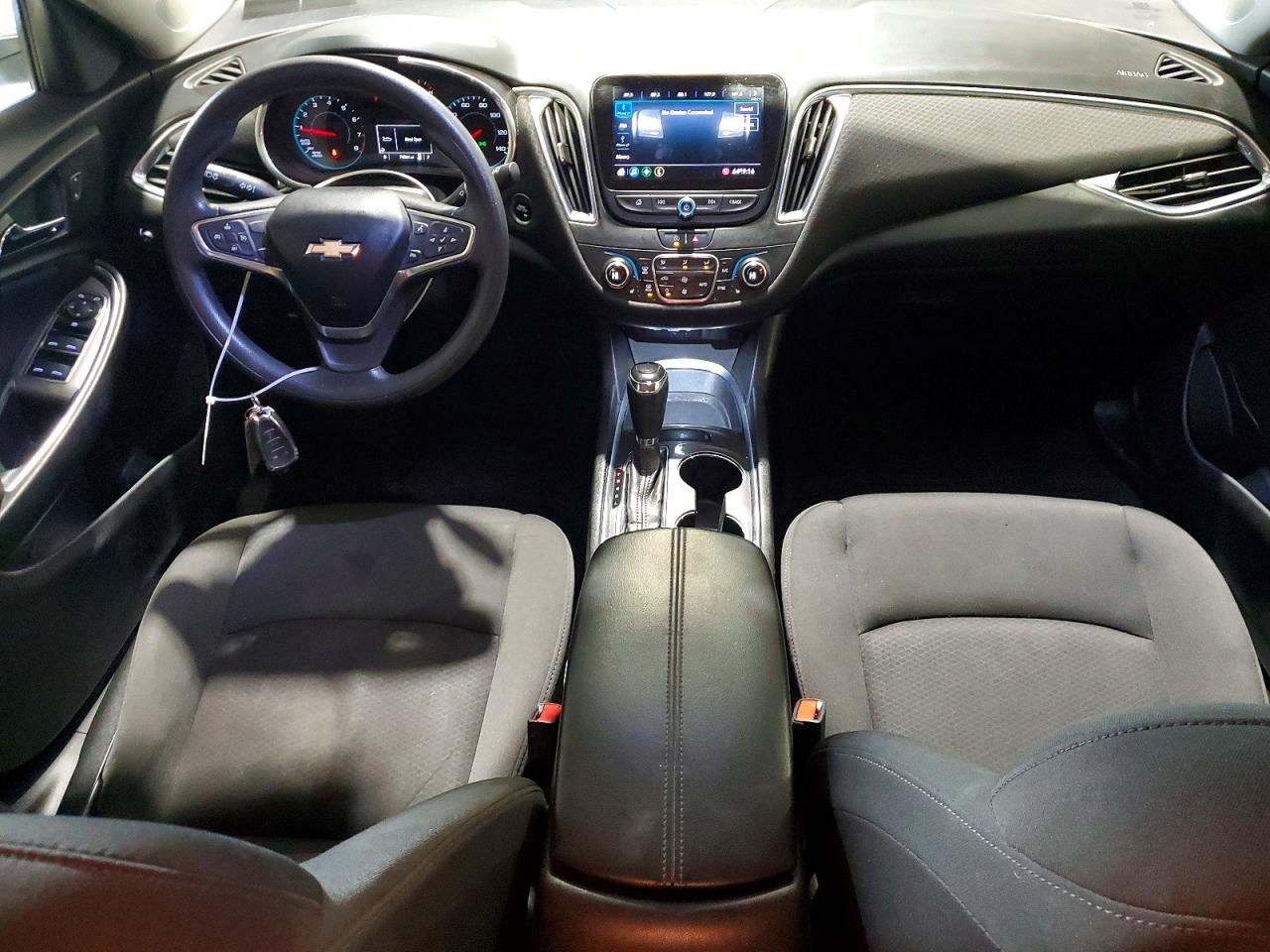 2020 CHEVROLET MALIBU LT photo 8