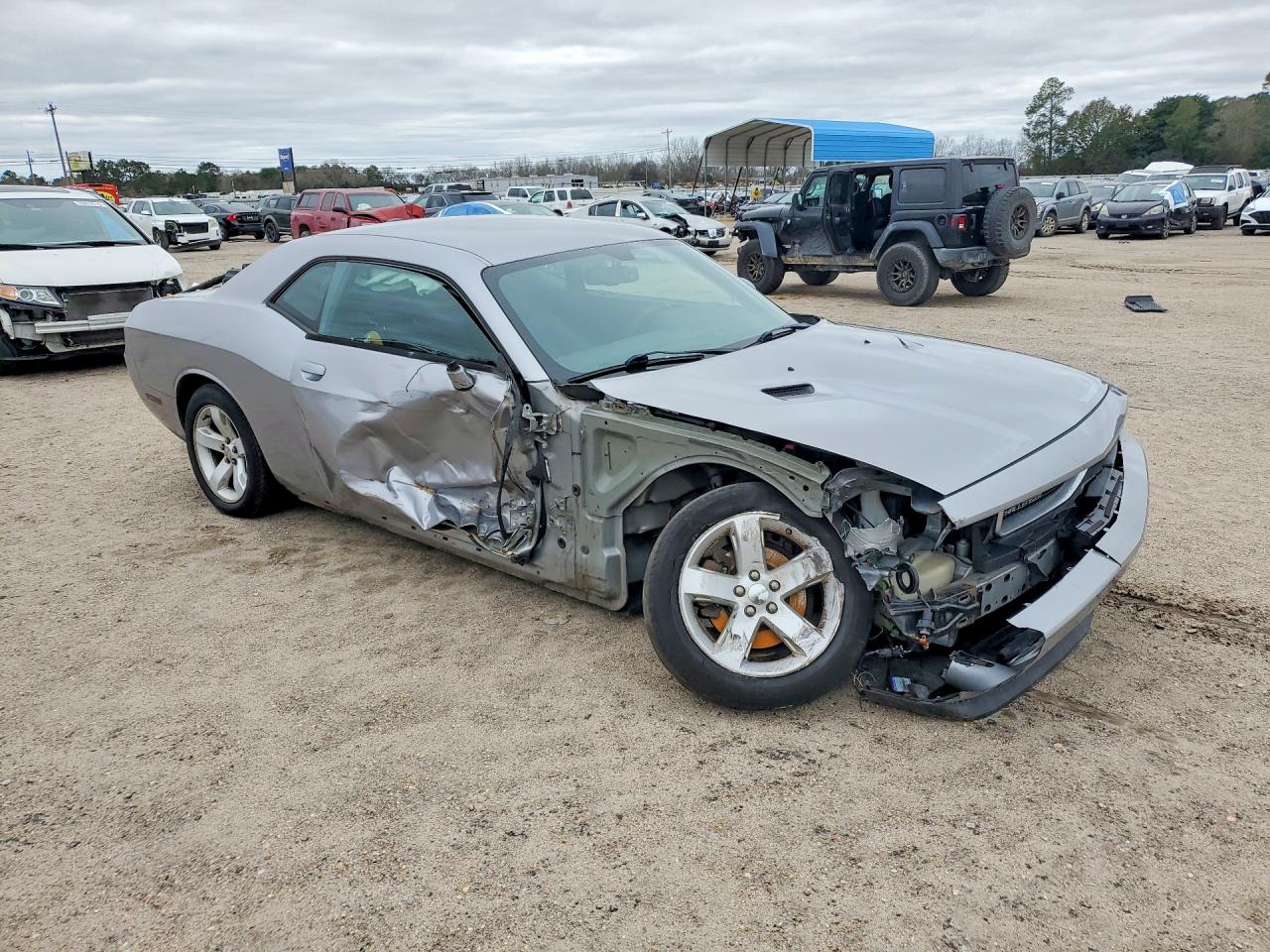 2013 DODGE CHALLENGER SXT photo 4
