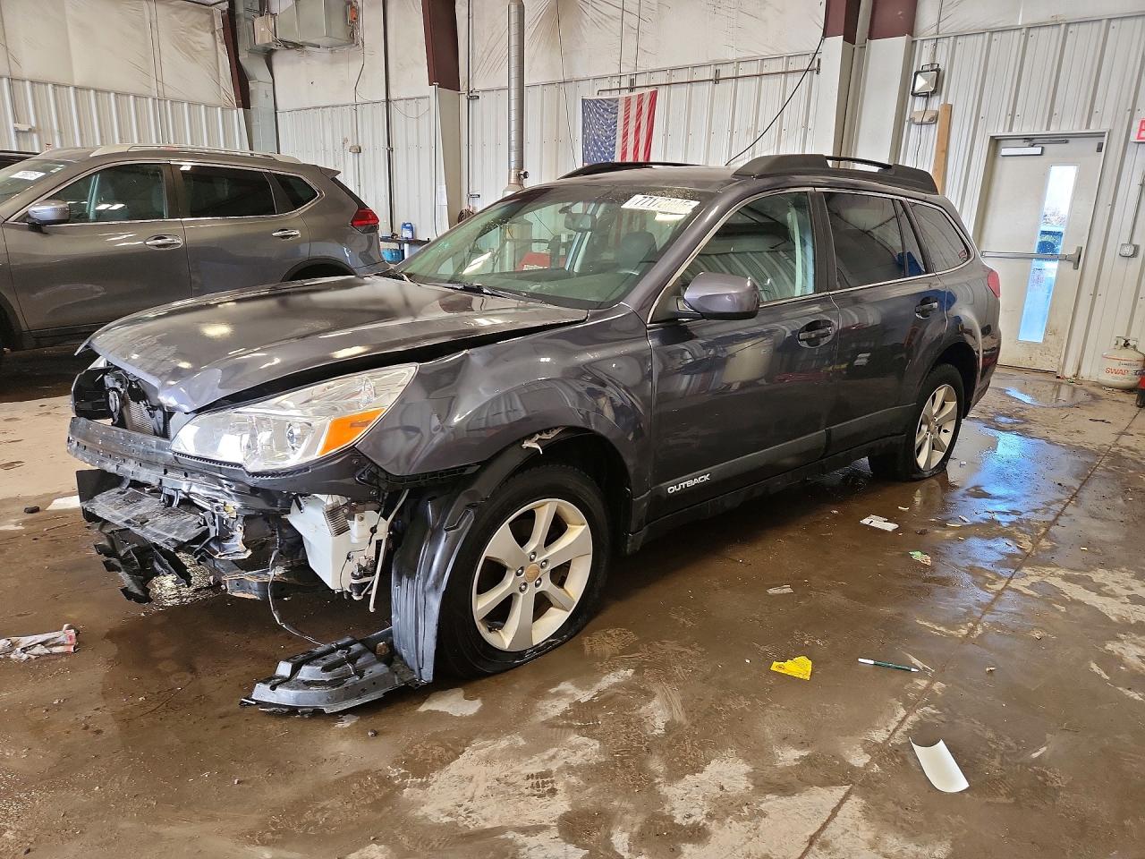 2014 SUBARU OUTBACK