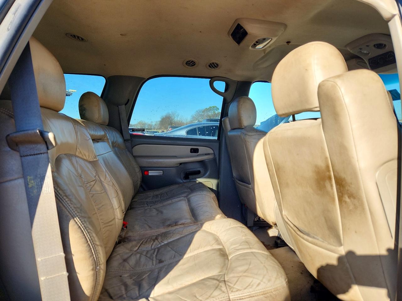 2001 CHEVROLET TAHOE C1500 photo 11