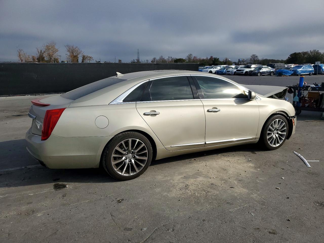 2013 CADILLAC XTS LUXURY COLLECTION photo 5