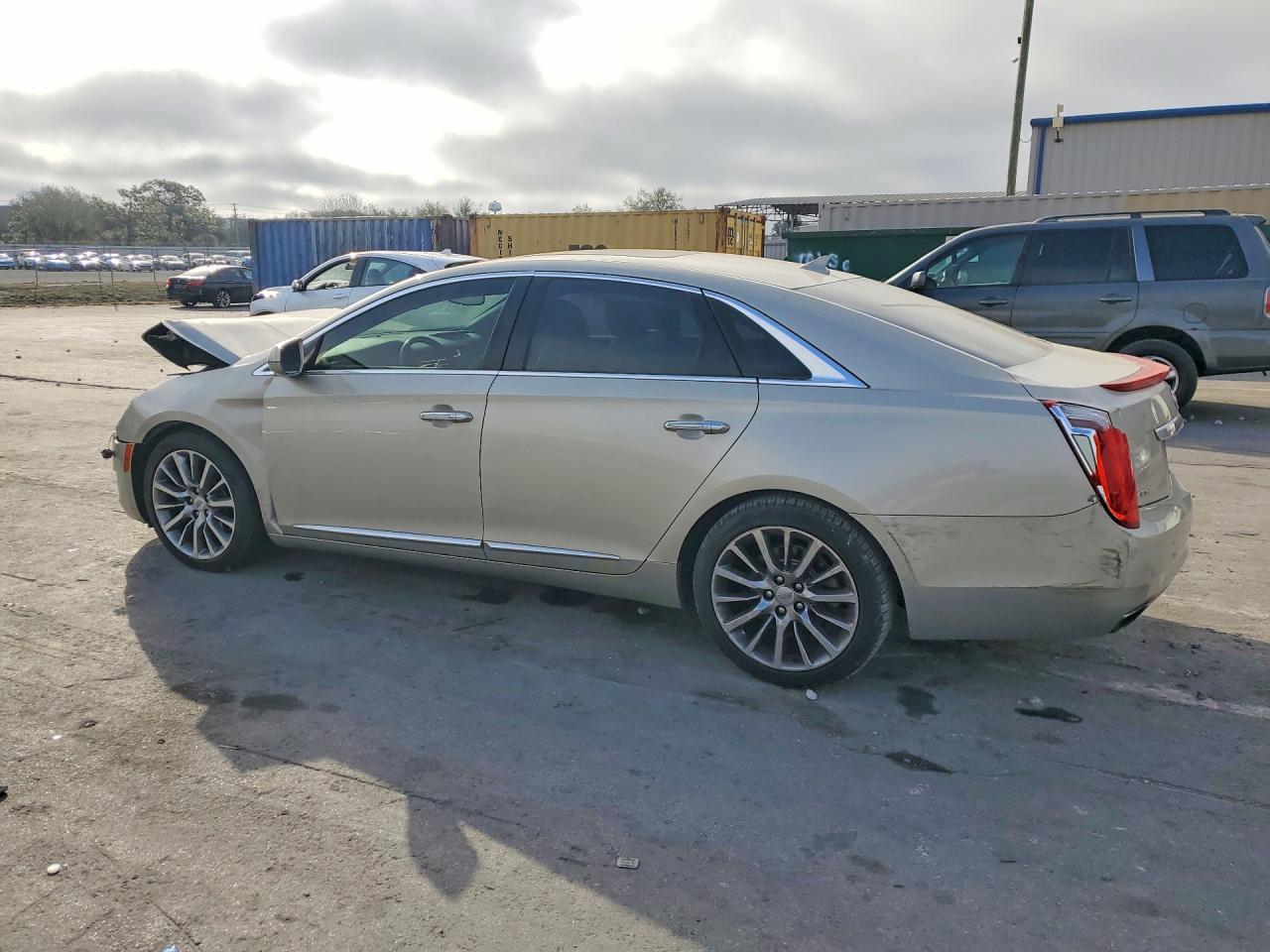 2013 CADILLAC XTS LUXURY COLLECTION photo 3