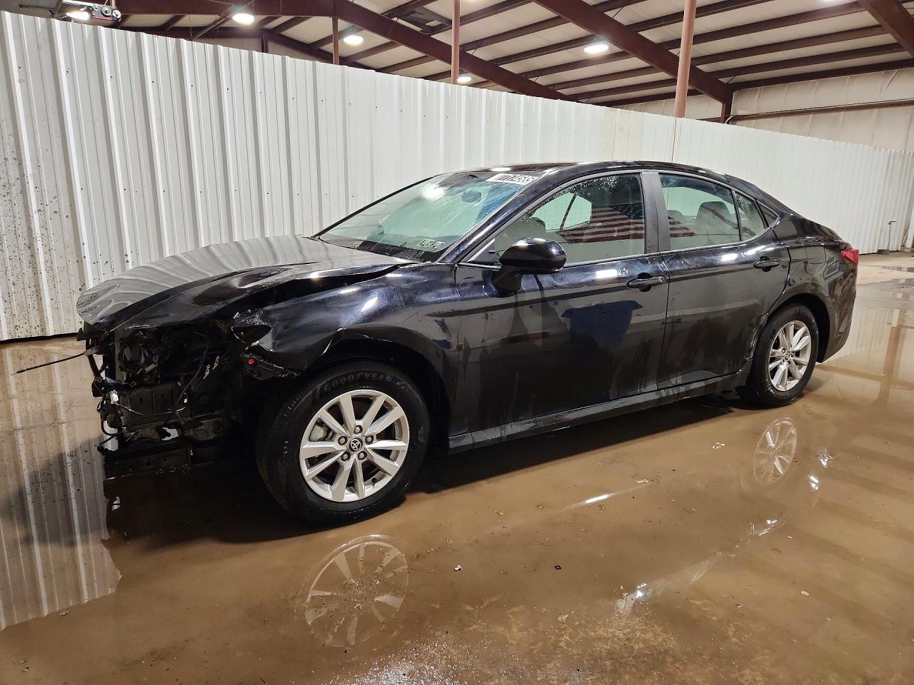 2025 TOYOTA CAMRY
