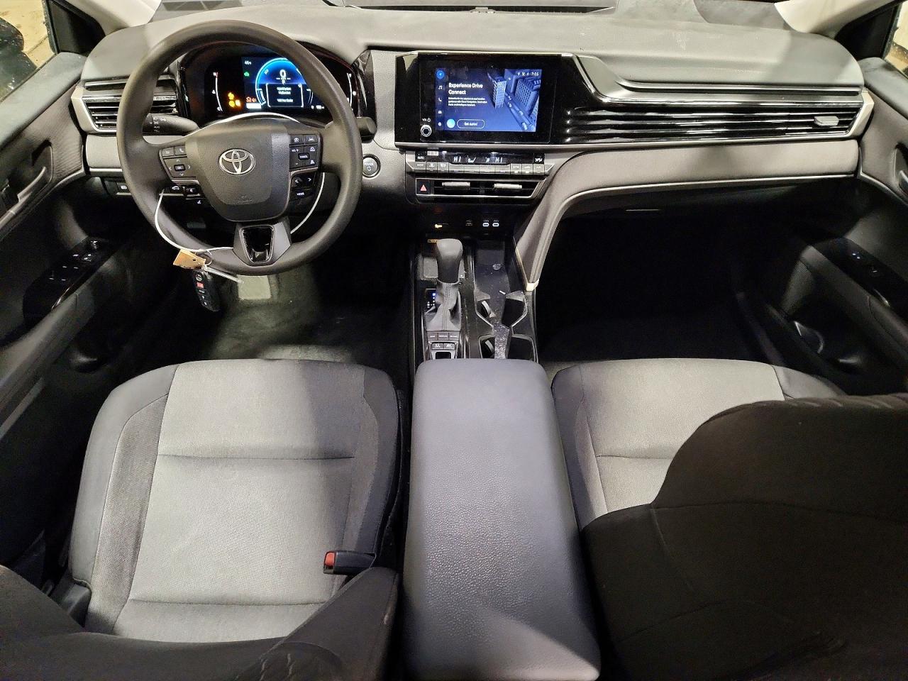 2025 TOYOTA CAMRY XSE photo 8