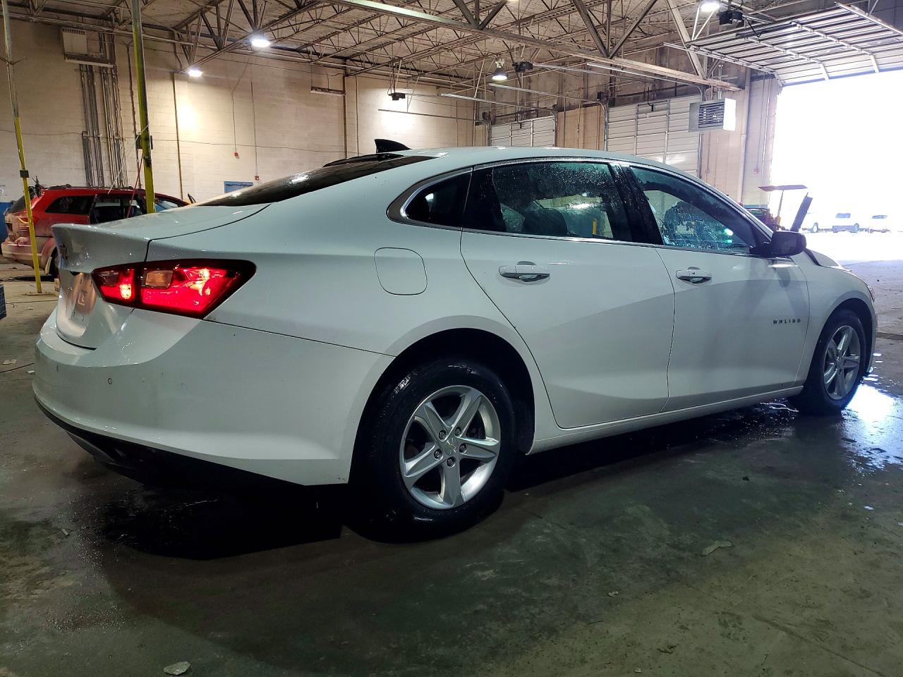 2022 CHEVROLET MALIBU LS photo 5