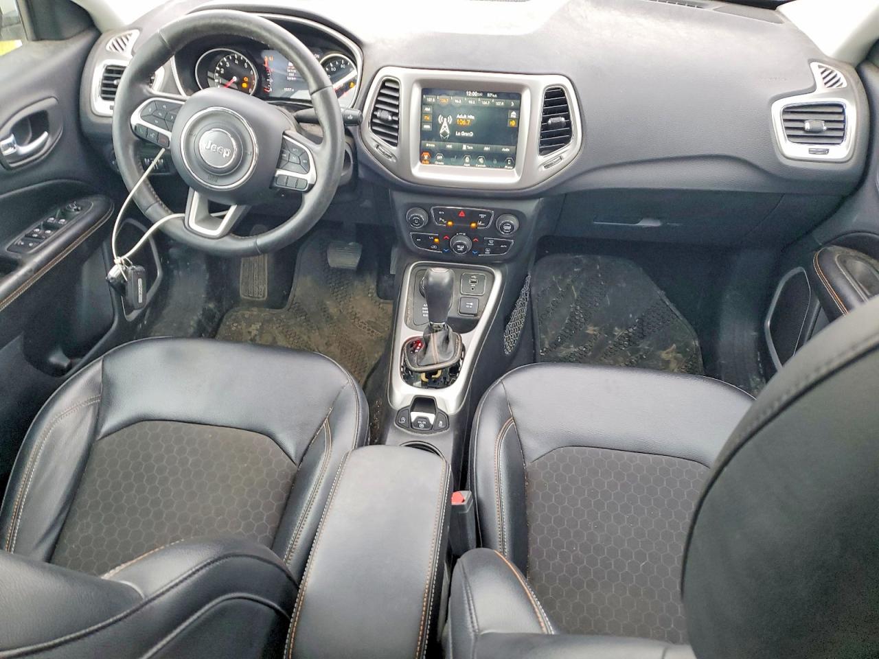 2017 JEEP COMPASS LATITUDE photo 15