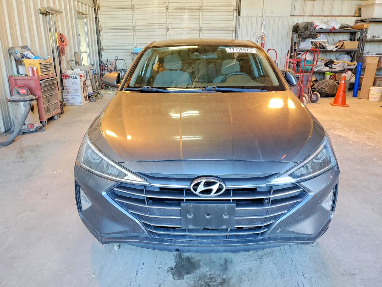 2019 HYUNDAI ELANTRA SEL photo 9