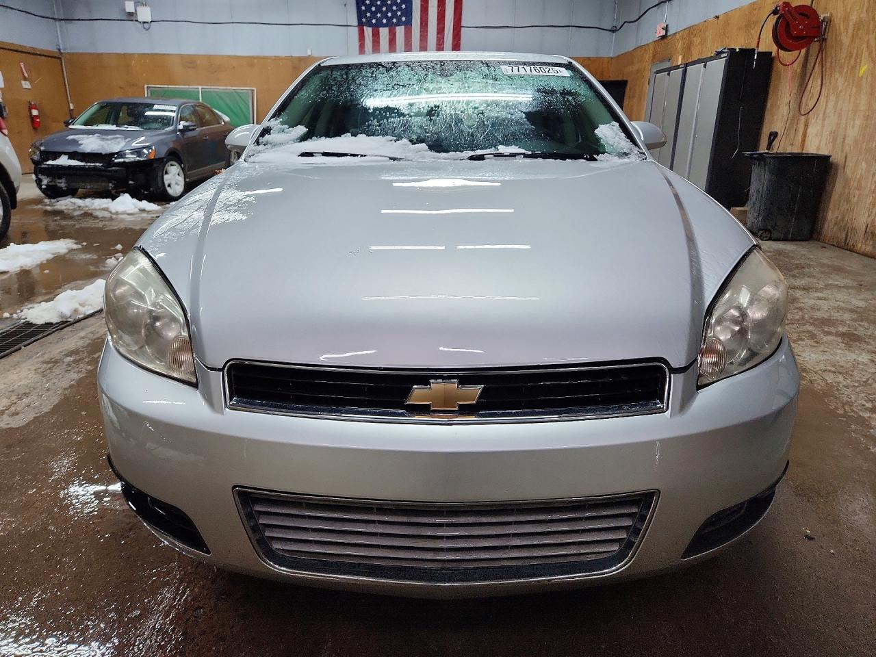 2011 CHEVROLET IMPALA LT photo 5