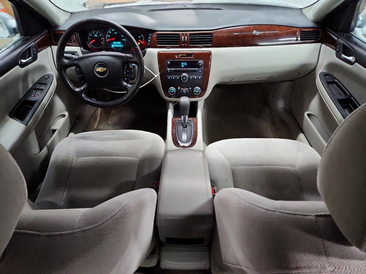 2011 CHEVROLET IMPALA LT photo 8