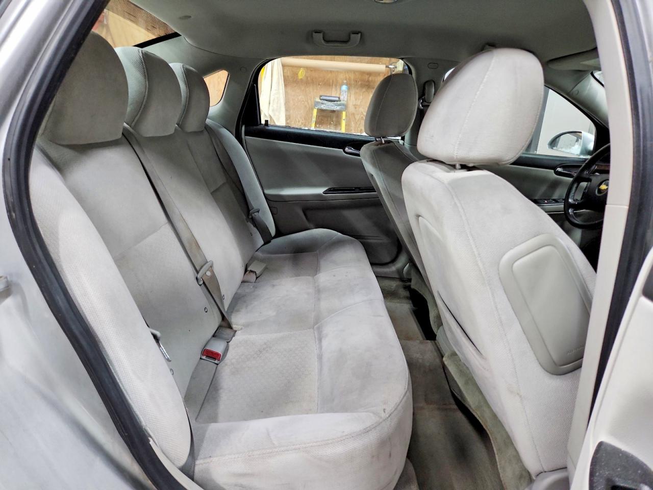 2011 CHEVROLET IMPALA LT photo 10