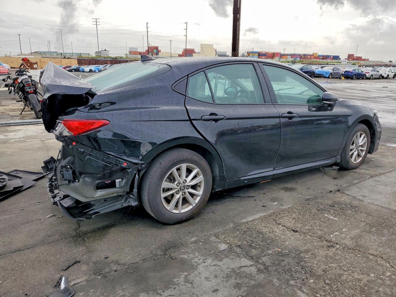 2025 TOYOTA CAMRY XSE photo 7
