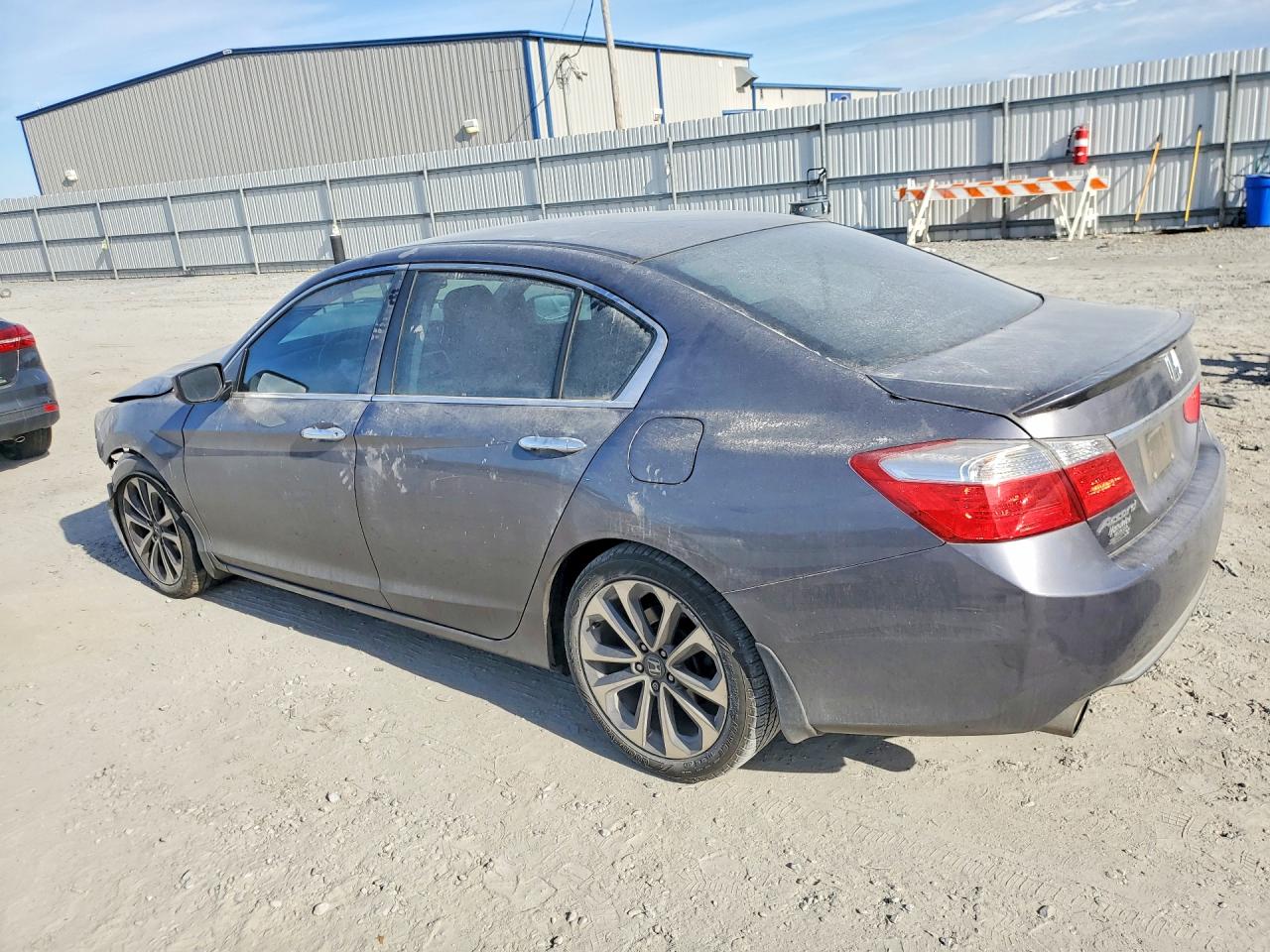 2015 HONDA ACCORD SPORT photo 2