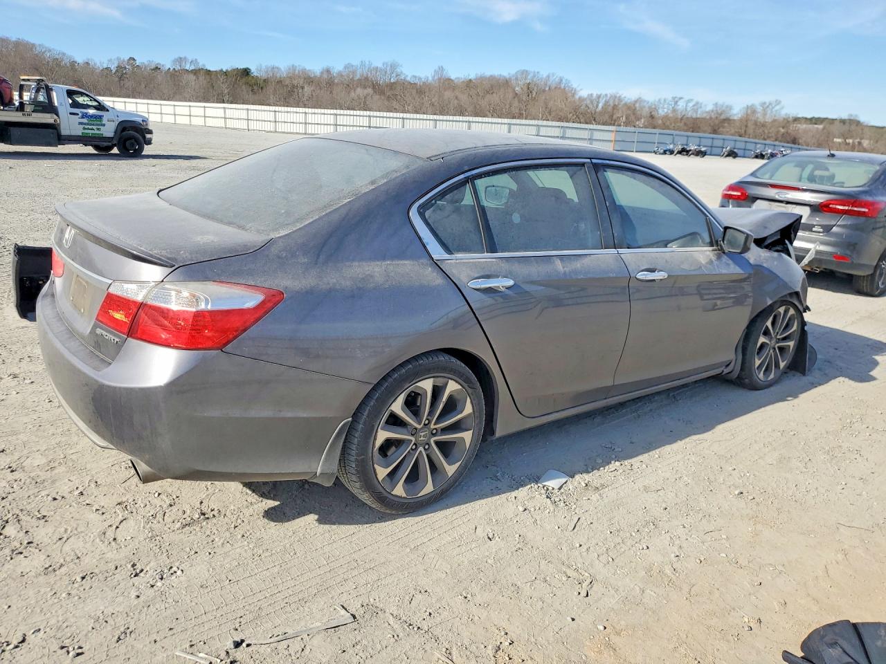 2015 HONDA ACCORD SPORT photo 3