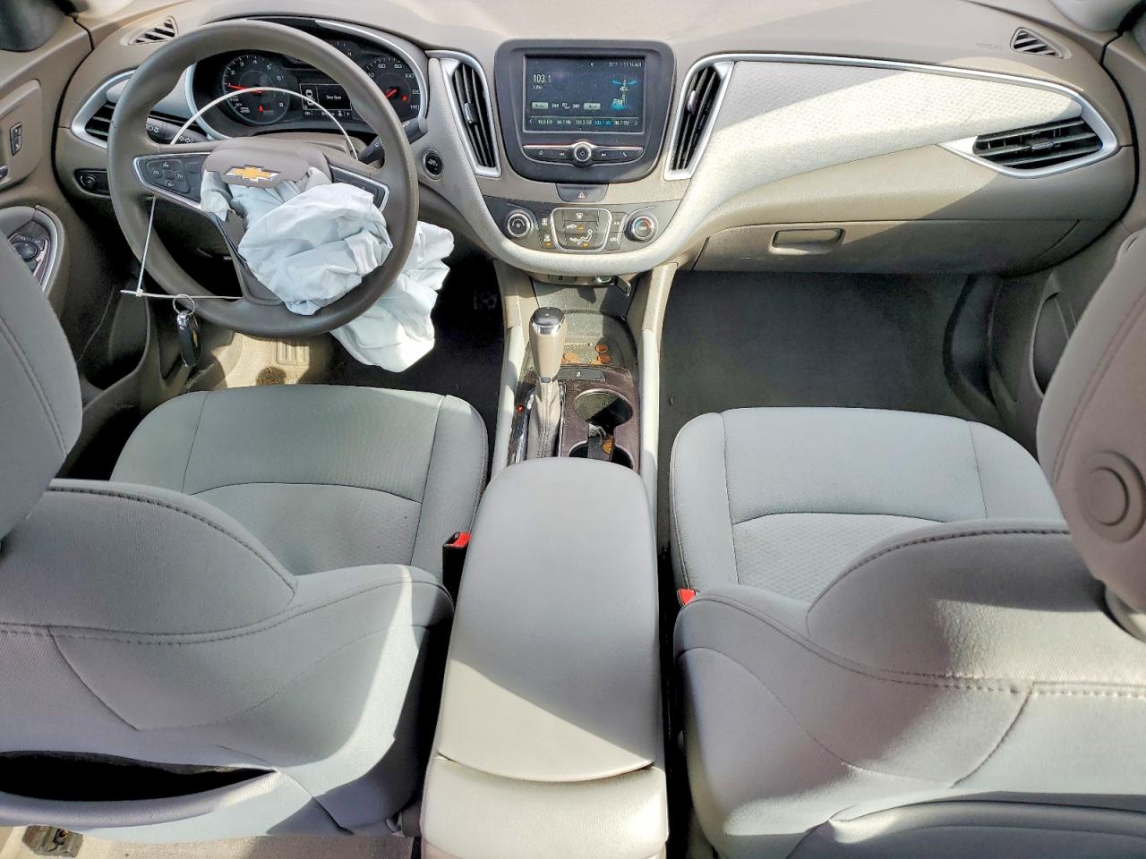 2018 CHEVROLET MALIBU LS photo 15