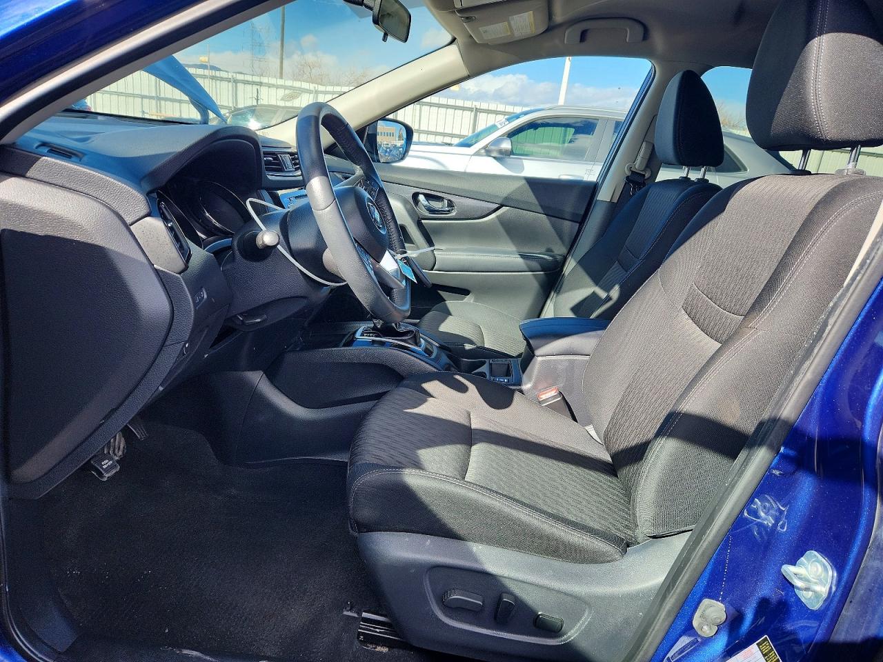 2018 NISSAN ROGUE SV photo 7