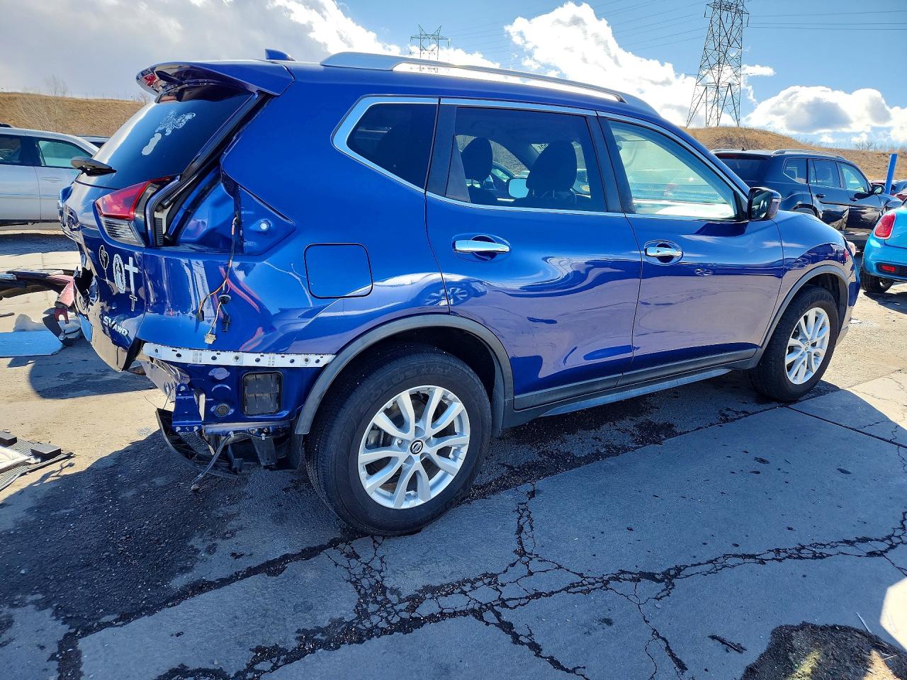 2018 NISSAN ROGUE SV photo 3
