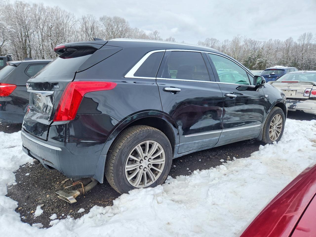 2017 CADILLAC XT5 LUXURY photo 5