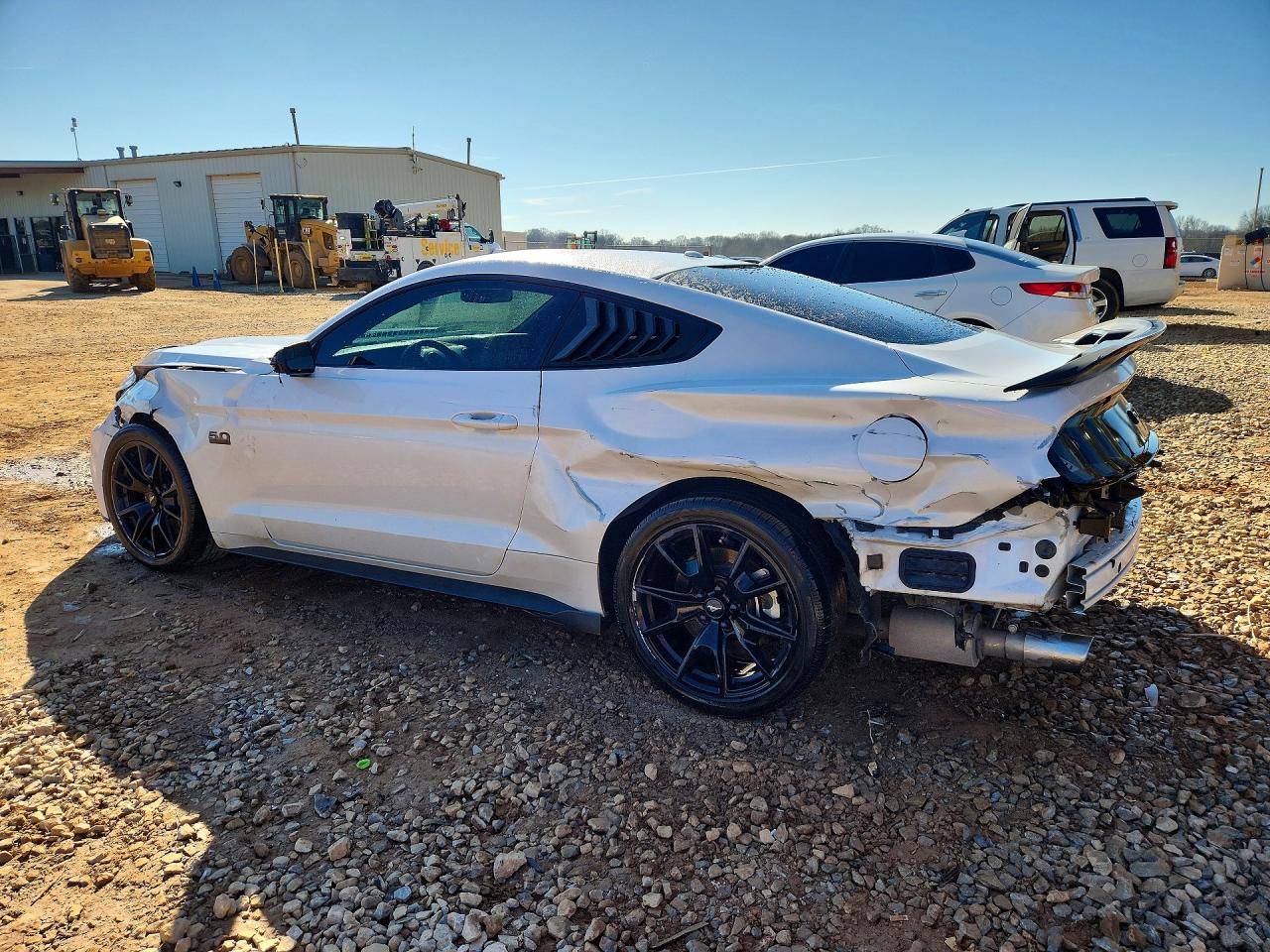 2017 FORD MUSTANG GT photo 3