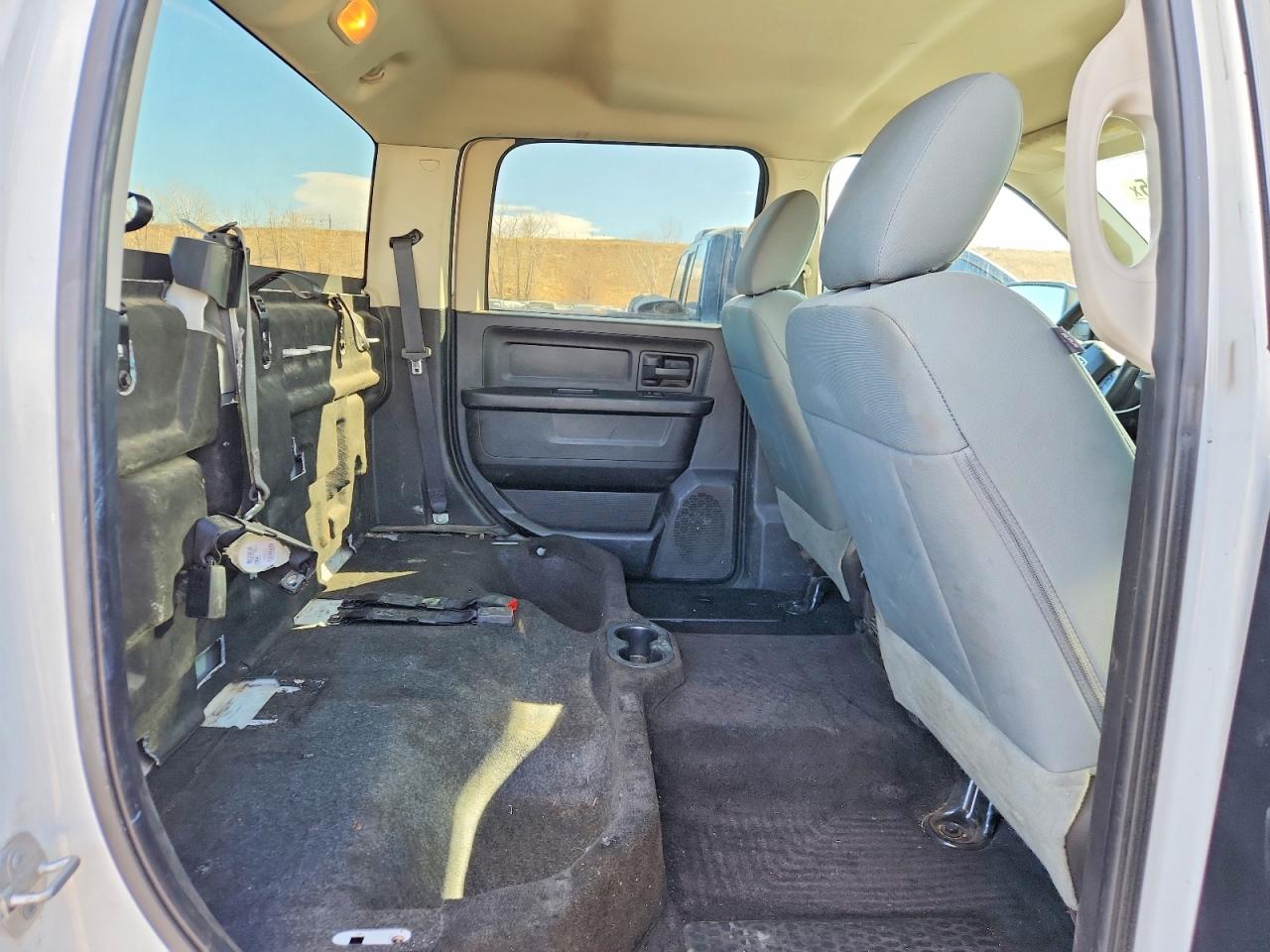 2016 RAM 2500 ST photo 10