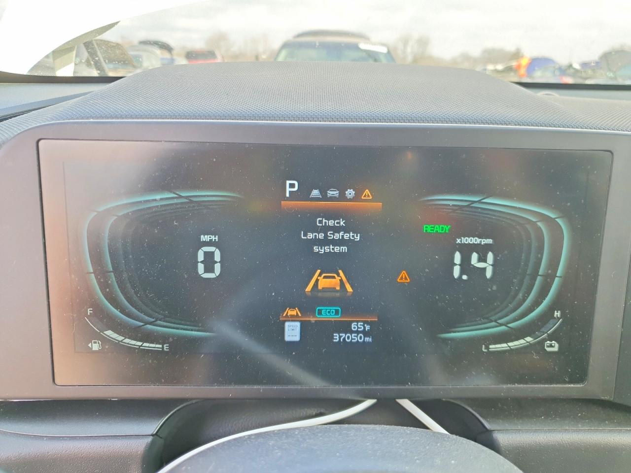 2023 KIA NIRO LX photo 9
