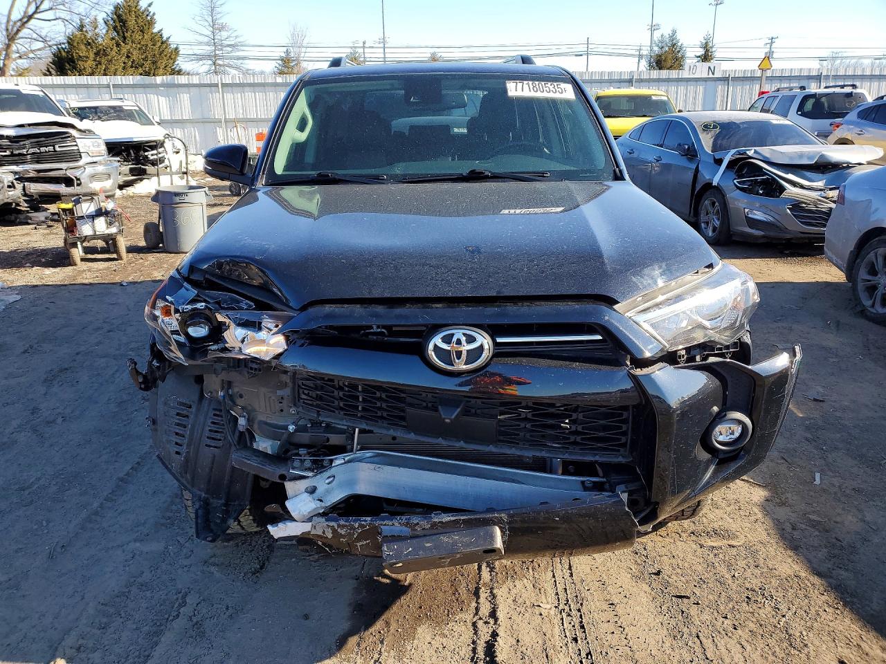 2022 TOYOTA 4RUNNER SR5 PREMIUM photo 9