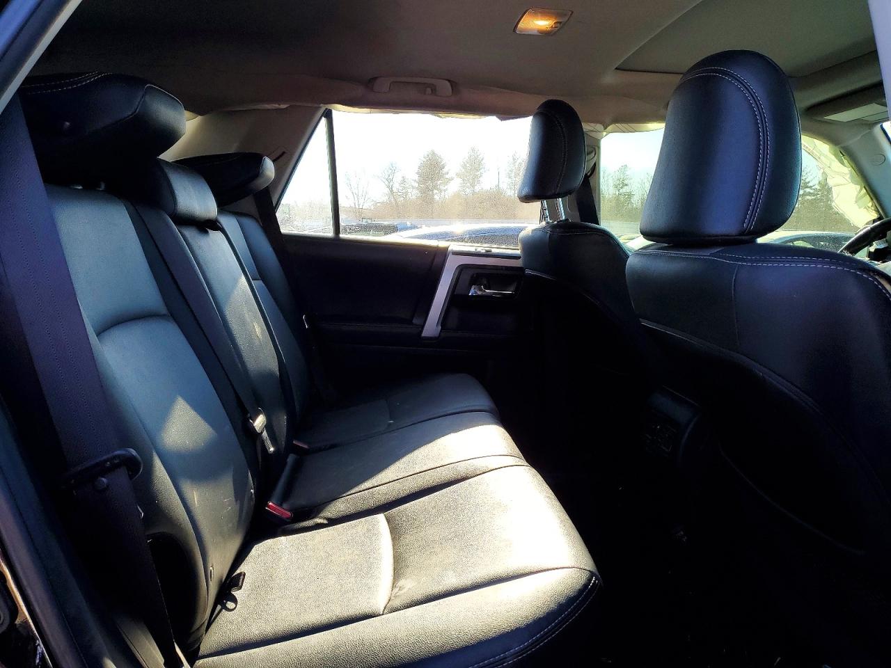 2022 TOYOTA 4RUNNER SR5 PREMIUM photo 19