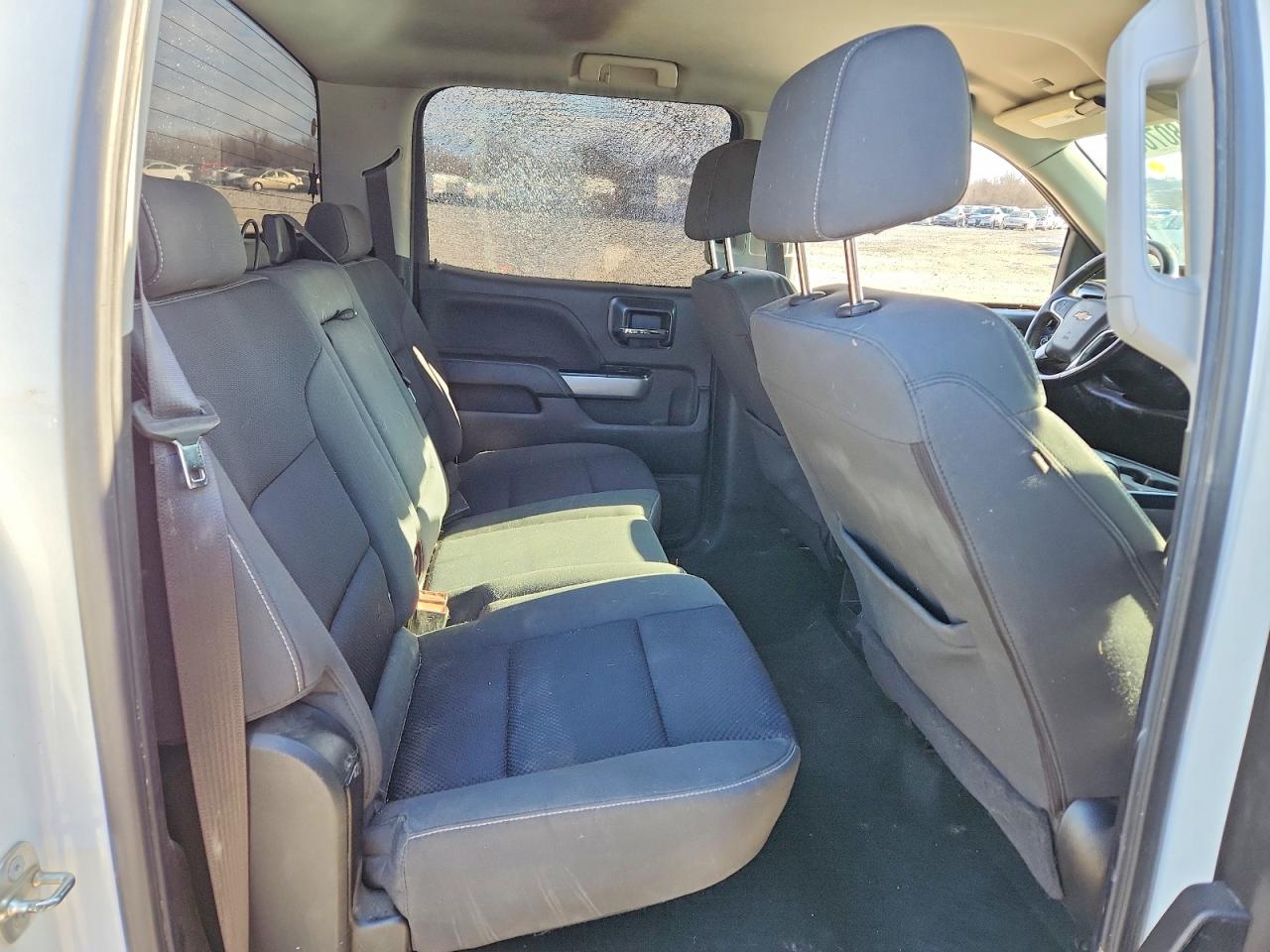 2018 CHEVROLET SILVERADO K1500 LT photo 19