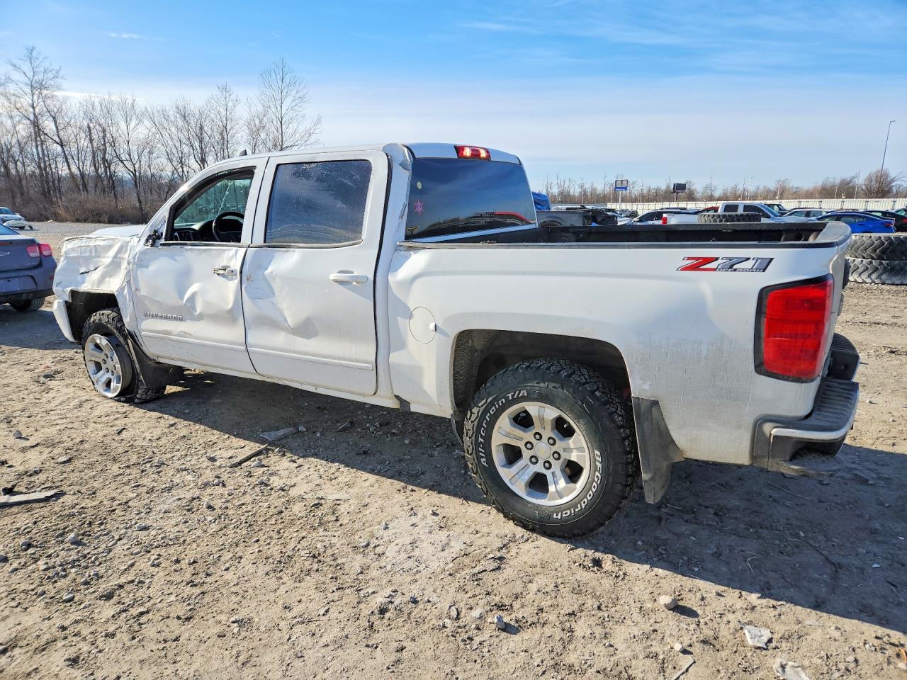 2018 CHEVROLET SILVERADO K1500 LT photo 3