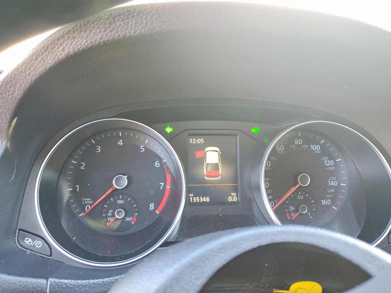 2018 VOLKSWAGEN PASSAT SE photo 9