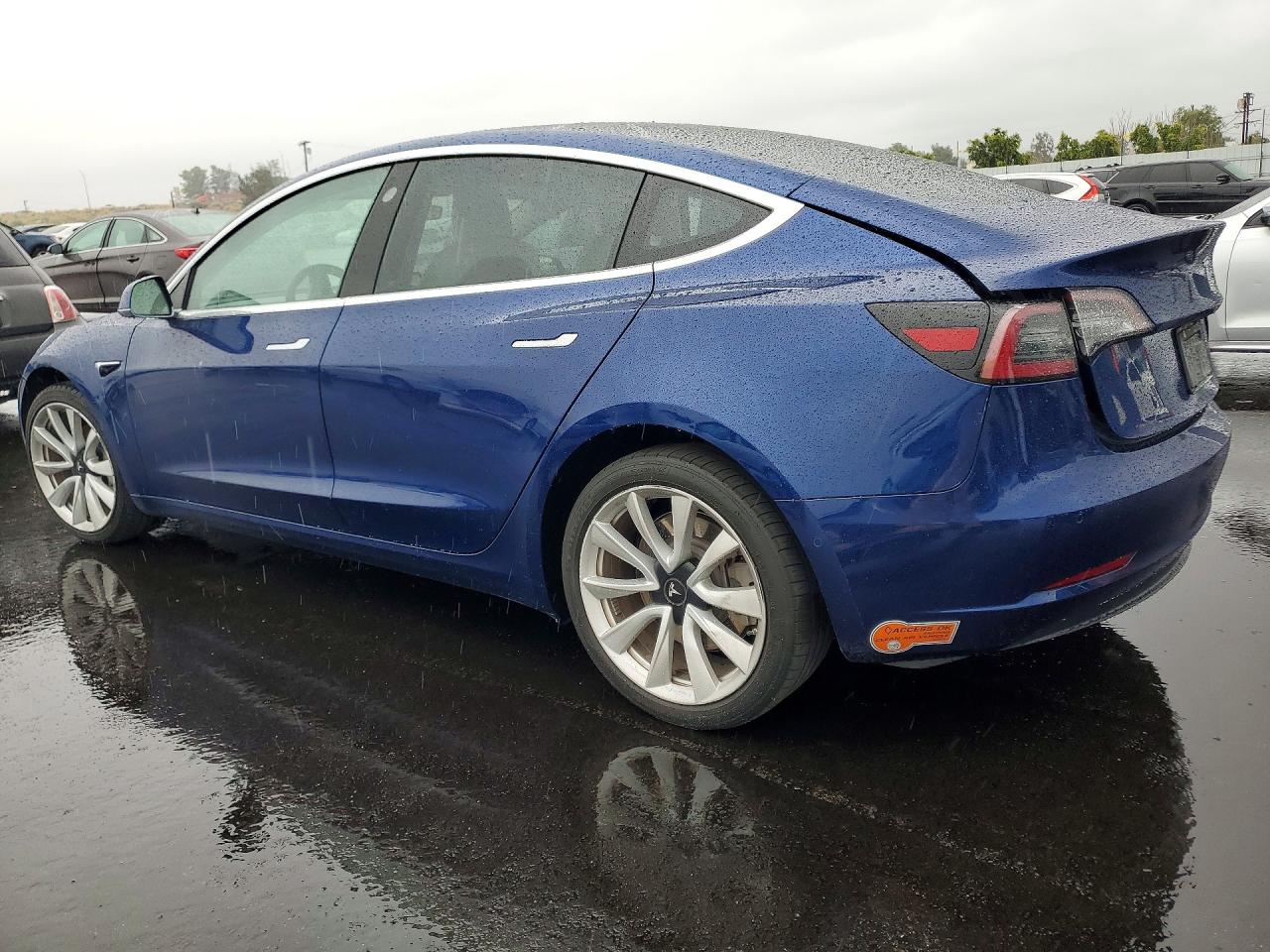 2019 TESLA MODEL 3 photo 3