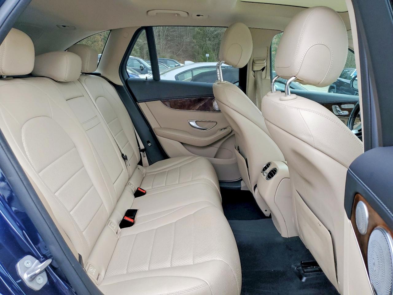 2016 MERCEDES-BENZ GLC 300 4MATIC photo 21