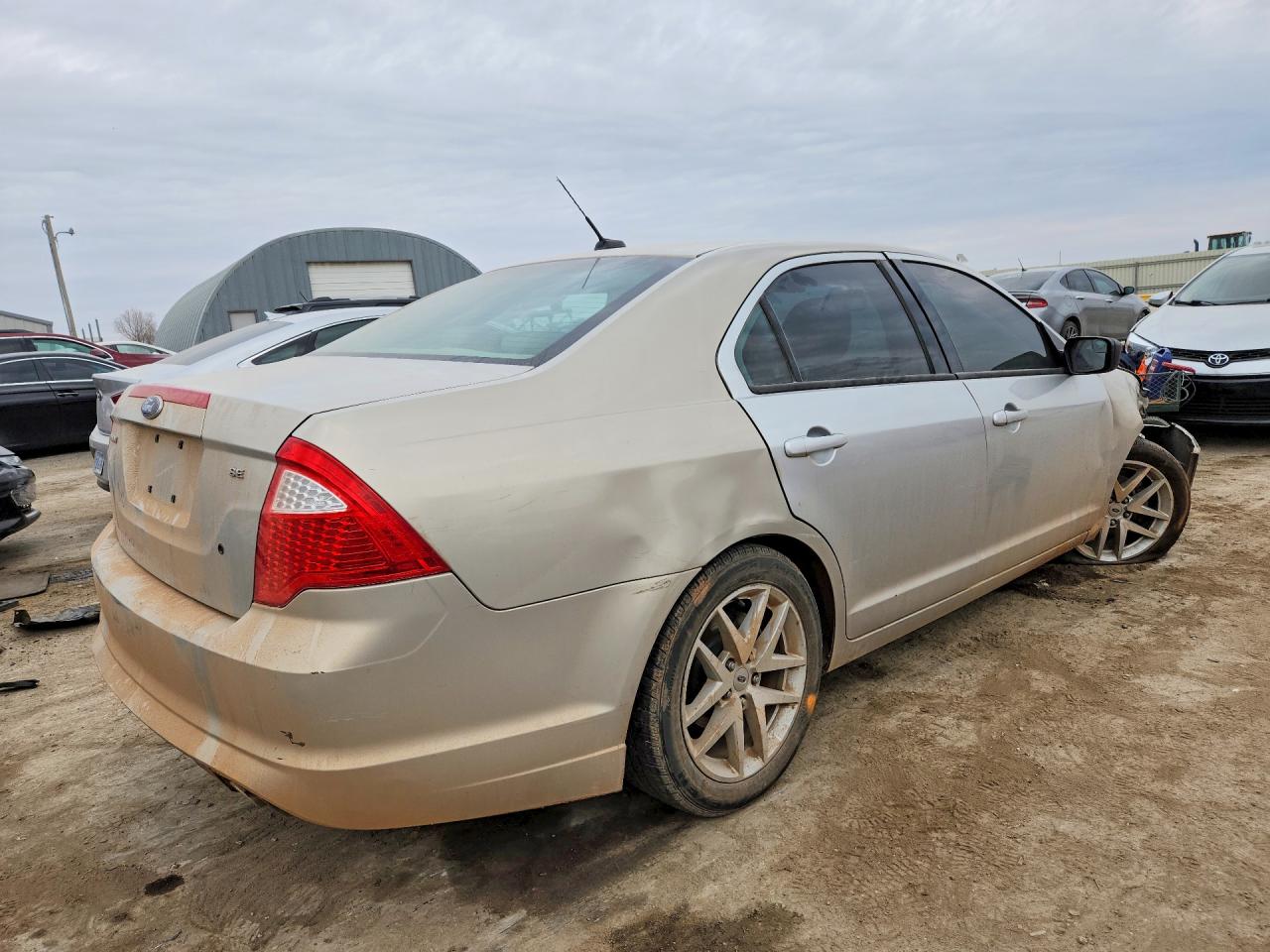 2010 FORD FUSION SEL photo 3