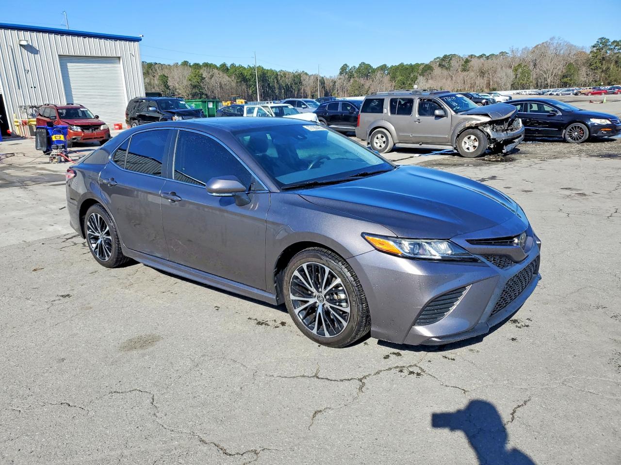 2020 TOYOTA CAMRY SE photo 7