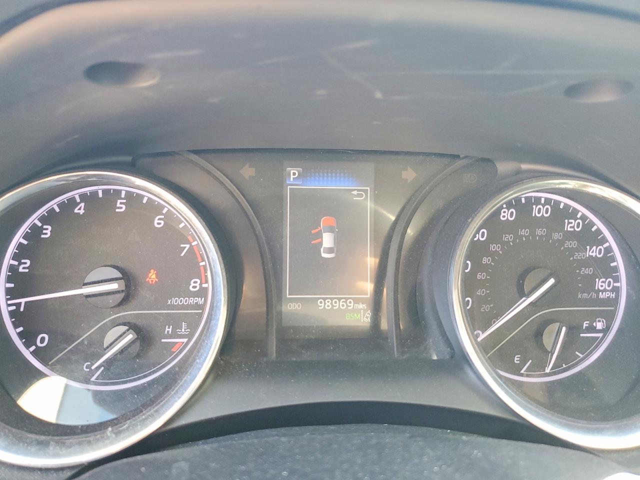 2020 TOYOTA CAMRY SE photo 17