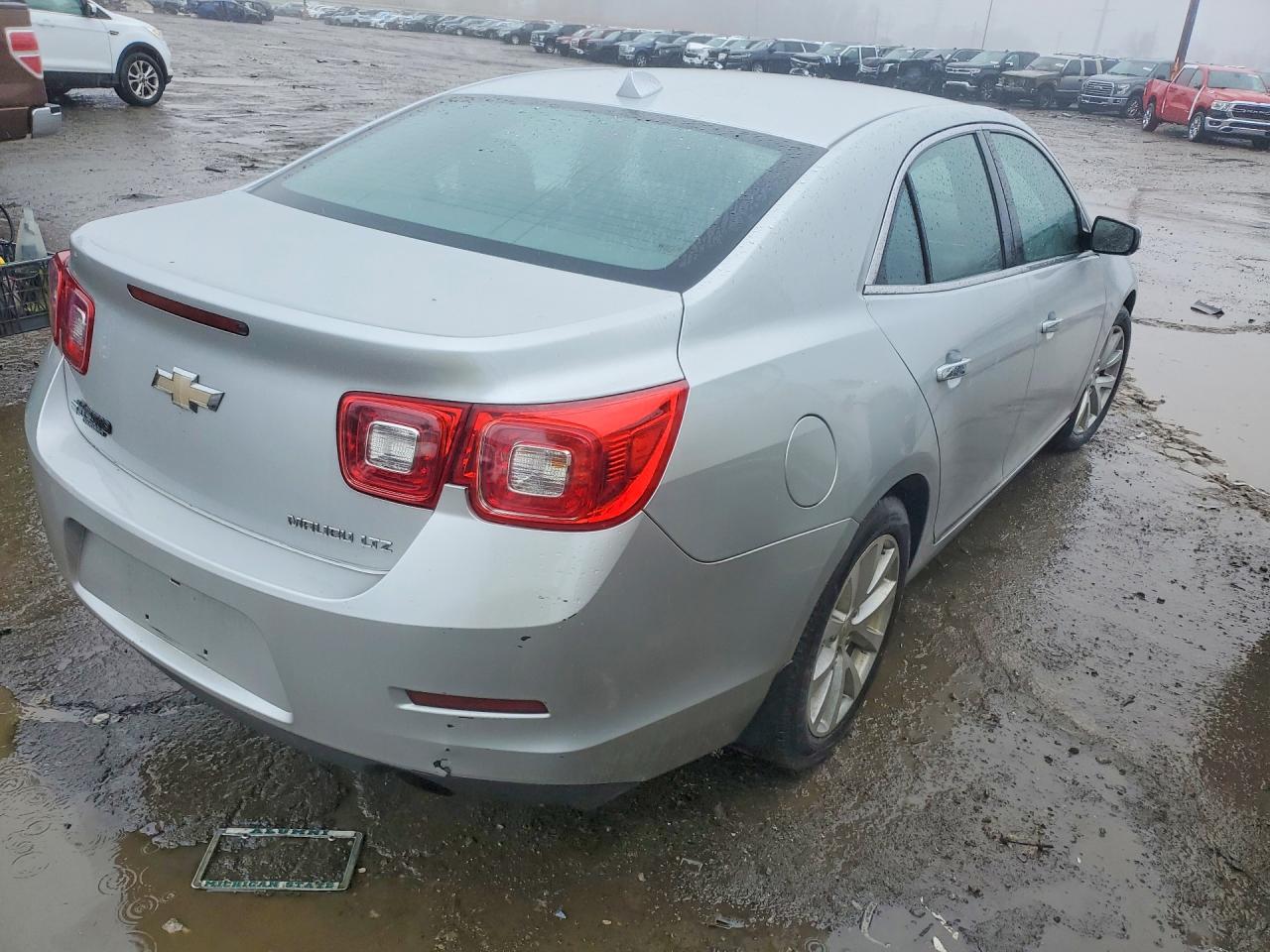 2014 CHEVROLET MALIBU LTZ photo 3