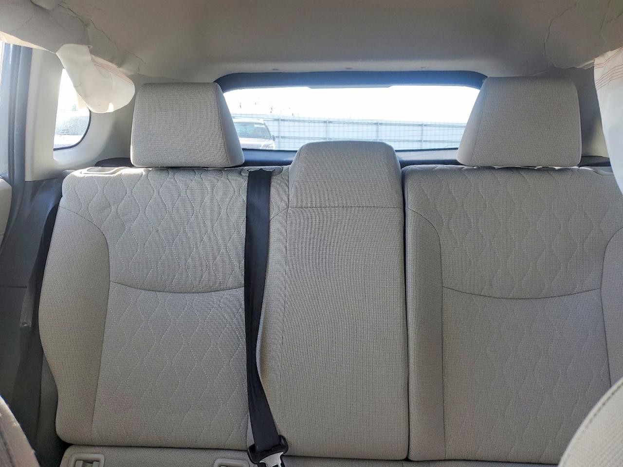 2023 TOYOTA COROLLA CROSS L photo 10