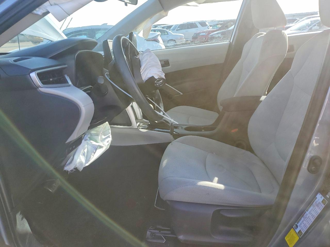 2023 TOYOTA COROLLA CROSS L photo 7