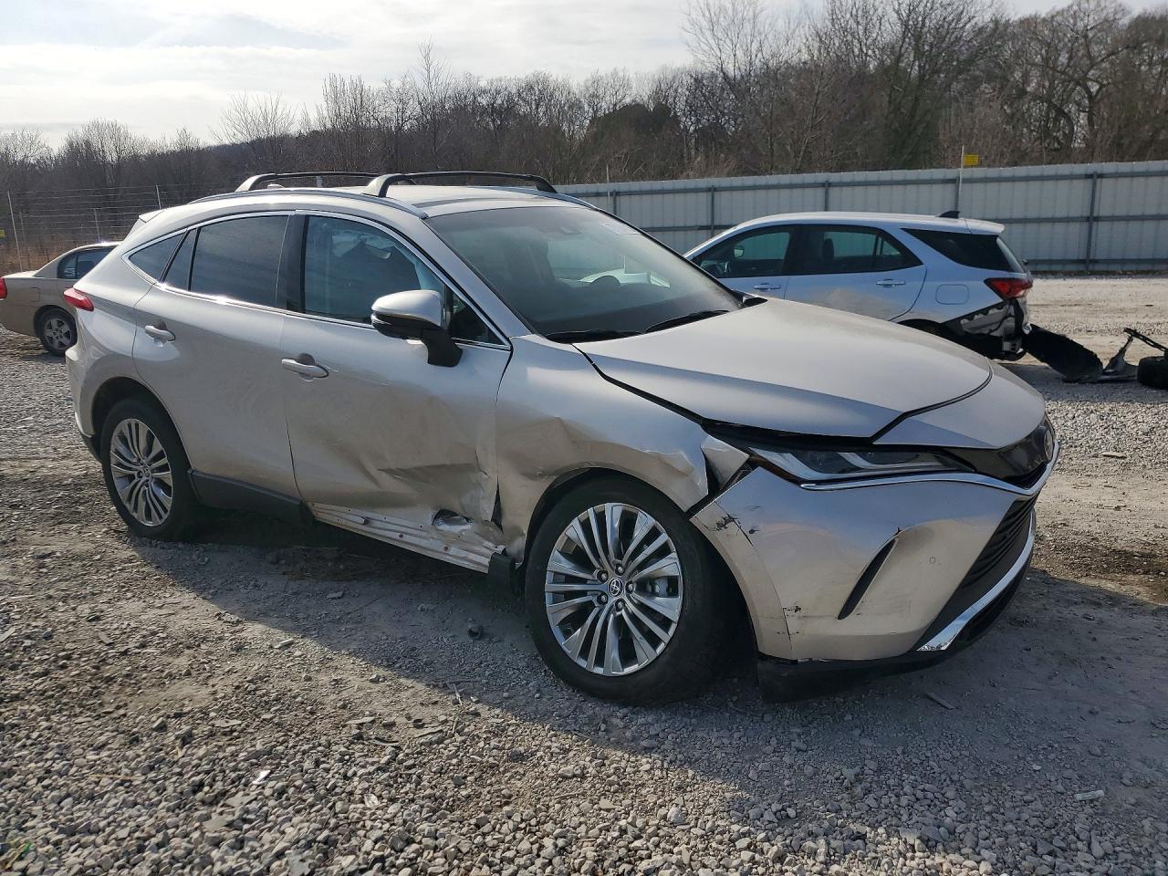 2024 TOYOTA VENZA LIMITED photo 4