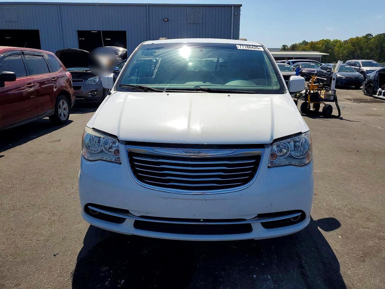 2015 CHRYSLER TOWN & COUNTRY TOURING photo 13